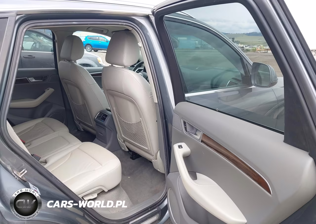 2012 Audi Q5 2.0T Premium VIN:WA1LFAFP2CA068184 - 8