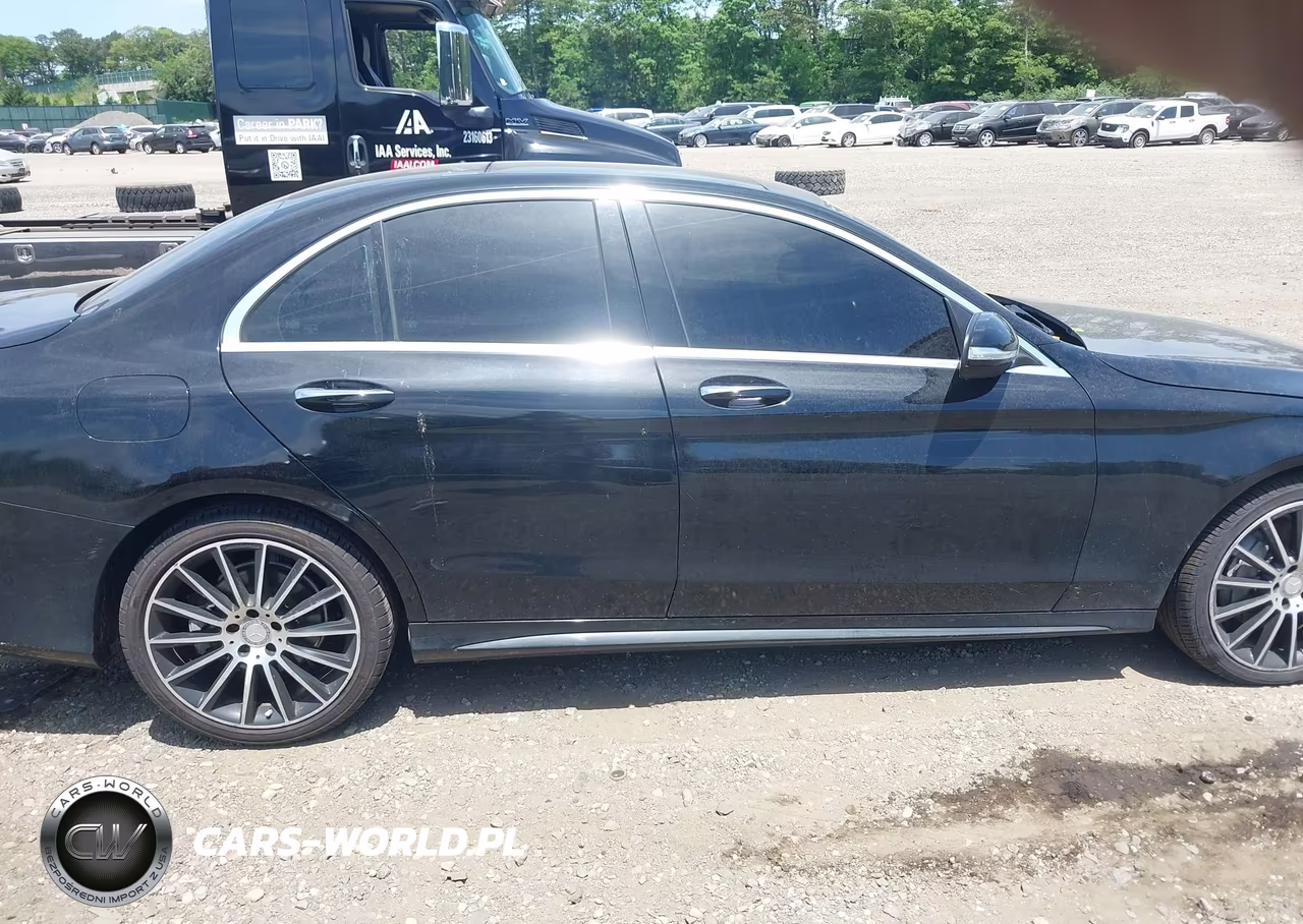 2015 Mercedes-Benz C 300 4Matic-Luxury 4Matic-Sport 4Matic VIN:55SWF4KBXFU024250 - 13