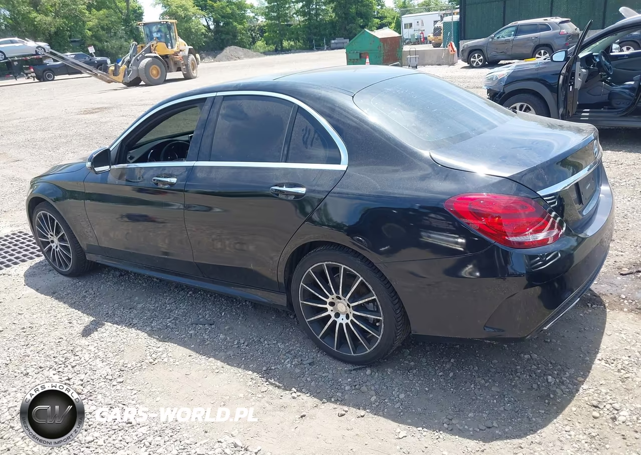 2015 Mercedes-Benz C 300 4Matic-Luxury 4Matic-Sport 4Matic VIN:55SWF4KBXFU024250 - 3