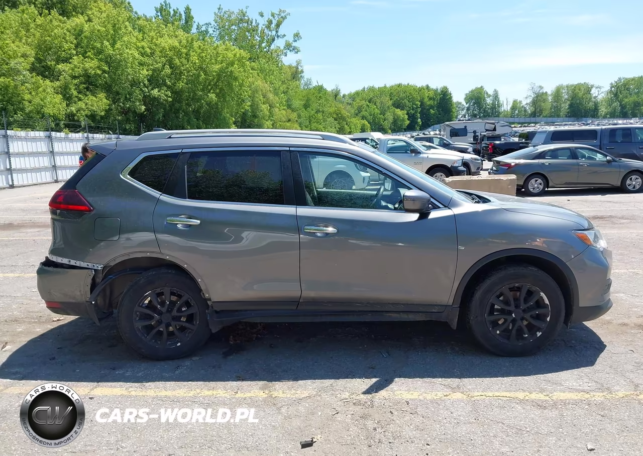 2019 Nissan Rogue S VIN:5N1AT2MV8KC785667 - 13