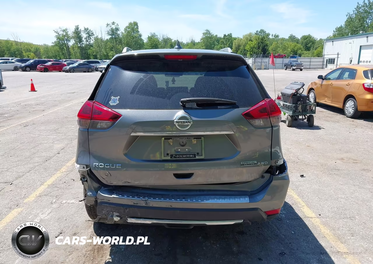 2019 Nissan Rogue S VIN:5N1AT2MV8KC785667 - 16