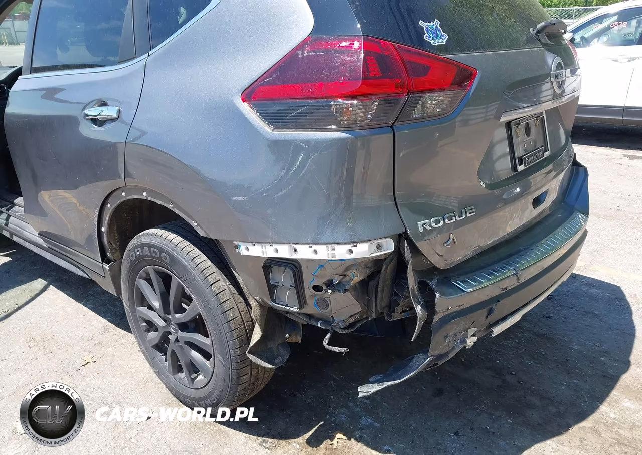 2019 Nissan Rogue S VIN:5N1AT2MV8KC785667 - 17