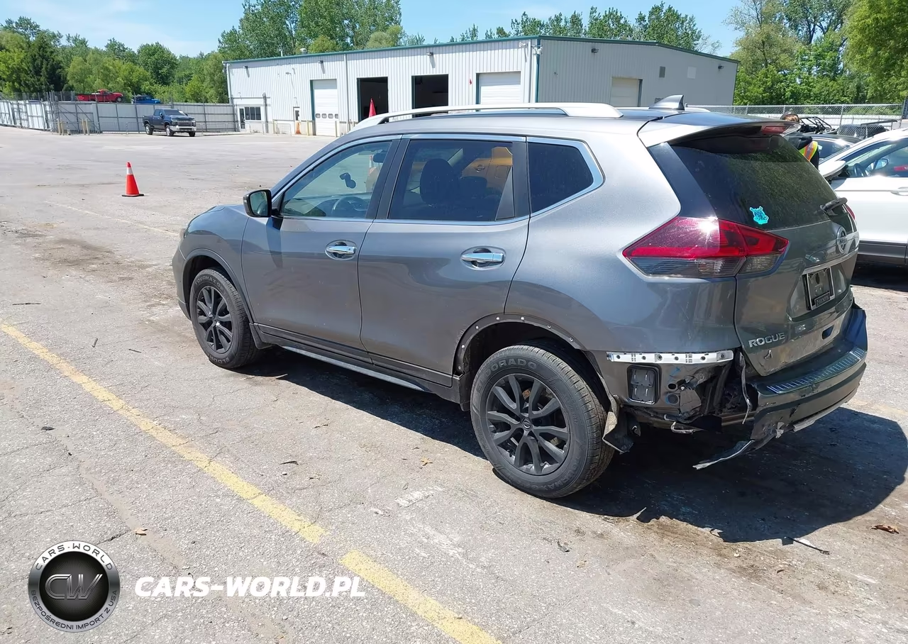 2019 Nissan Rogue S VIN:5N1AT2MV8KC785667 - 3