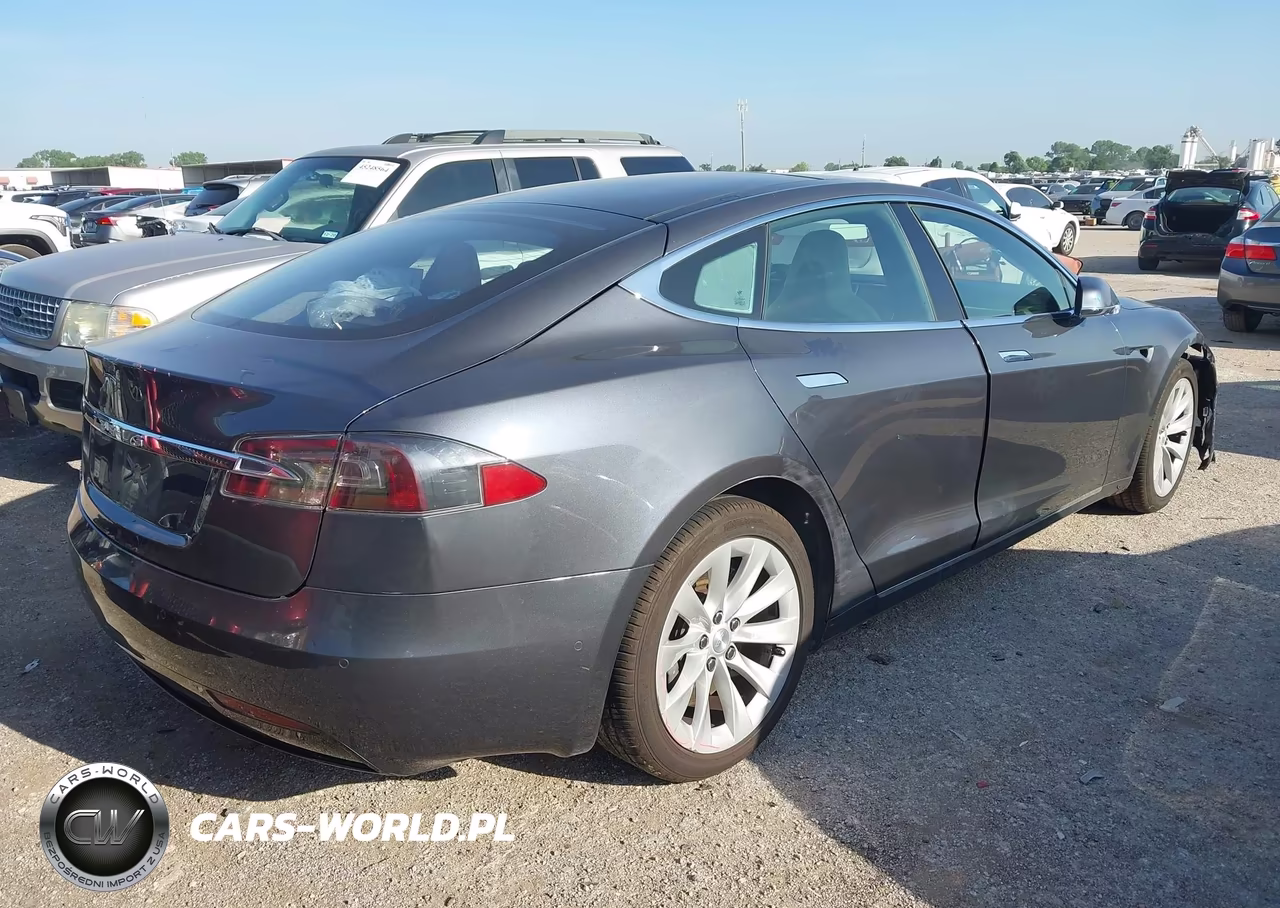 2016 Tesla Model S 60-70-75-85 VIN:5YJSA1E19GF156076 - 4