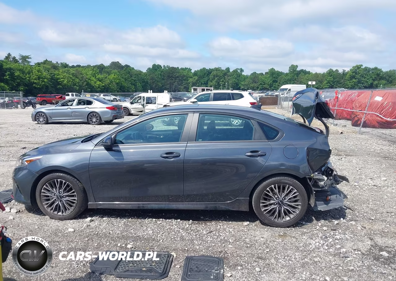 2024 Kia Forte Gt-Line VIN:3KPF54AD5RE712061 - 14