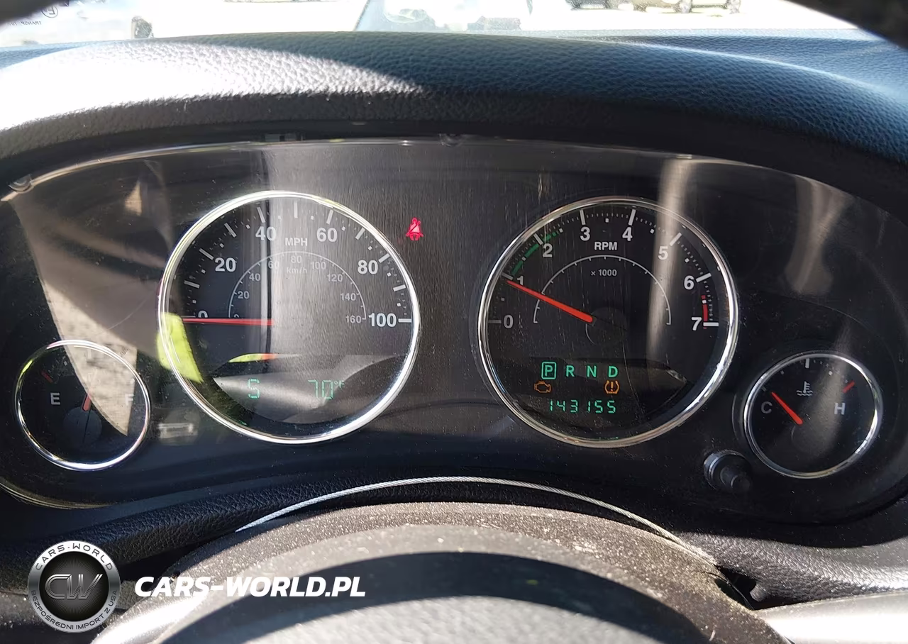 2012 Jeep Wrangler Unlimited Sport VIN:1C4BJWDG0CL151066 - 7