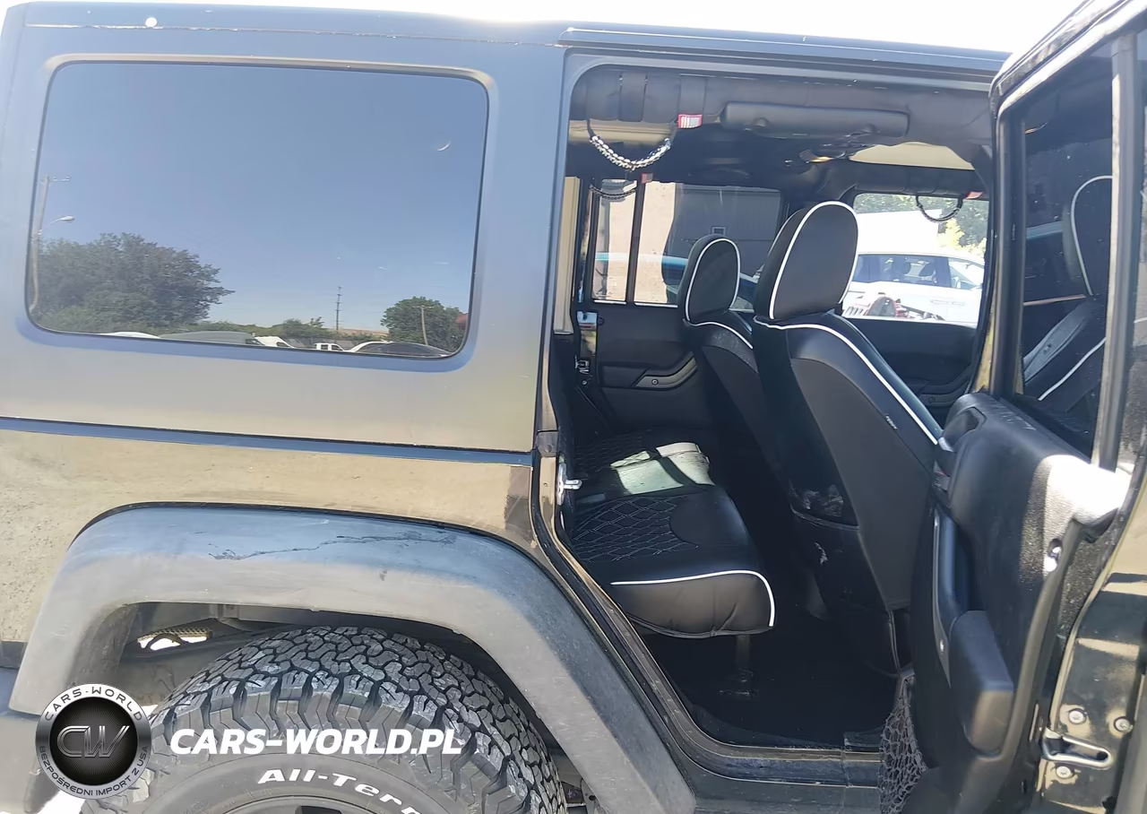 2012 Jeep Wrangler Unlimited Sport VIN:1C4BJWDG0CL151066 - 8