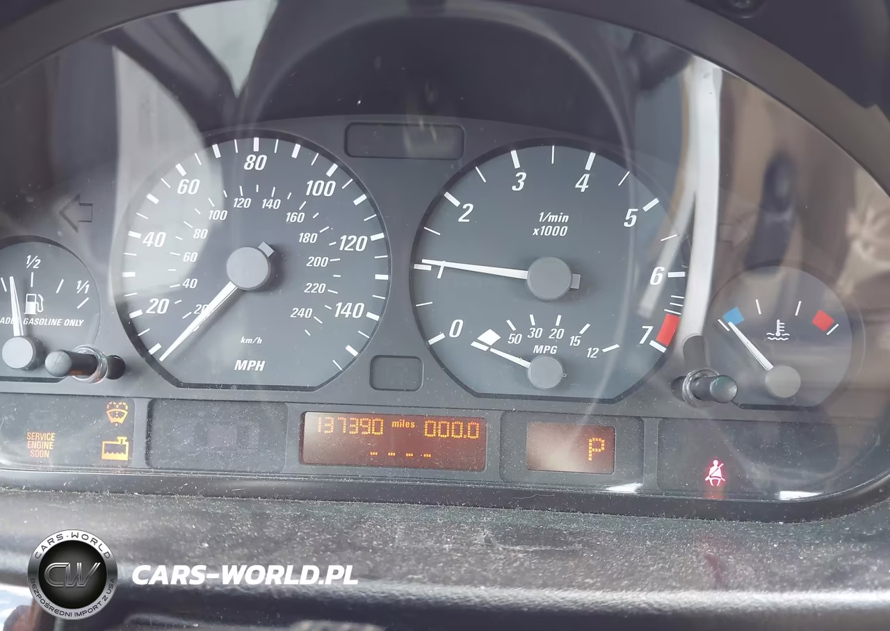 2004 BMW 325Ci VIN:WBABW33444PL32072 - 7