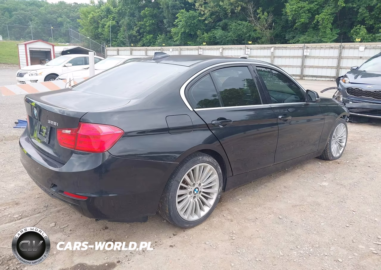 2012 BMW 328I VIN:WBA3A5C54CF257241 - 4