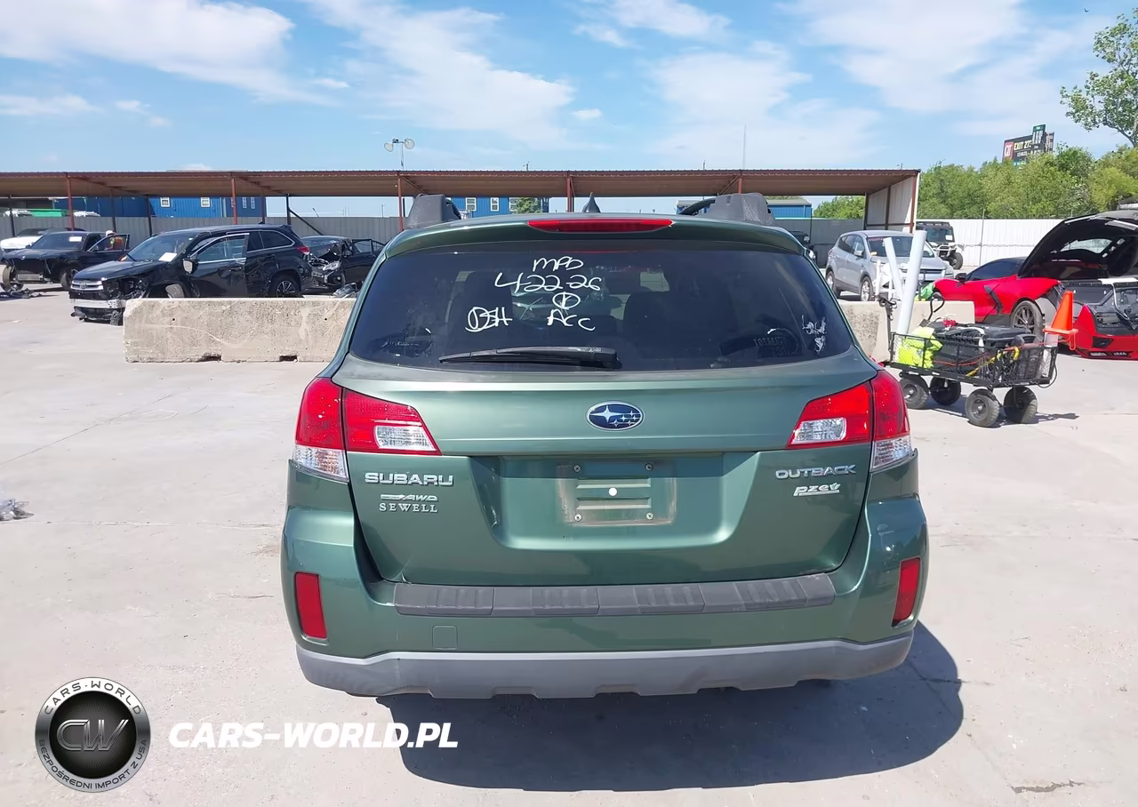 2014 Subaru Outback 2.5I Premium VIN:4S4BRBCC4E3267059 - 16