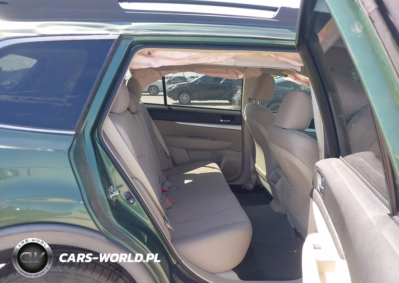 2014 Subaru Outback 2.5I Premium VIN:4S4BRBCC4E3267059 - 8