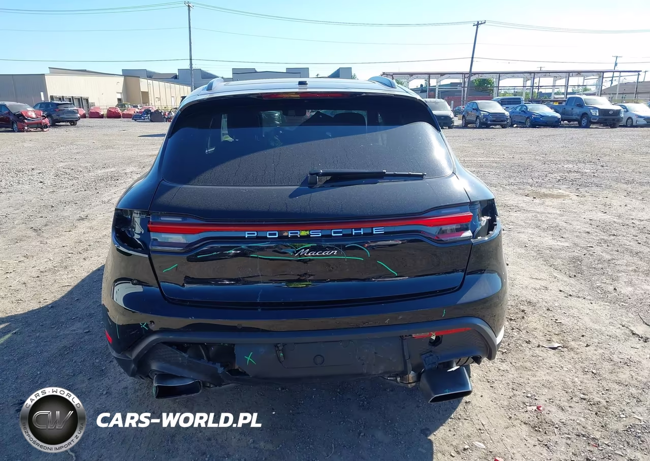 2025 Porsche Macan T VIN:WP1AA2A55SLB06175 - 17
