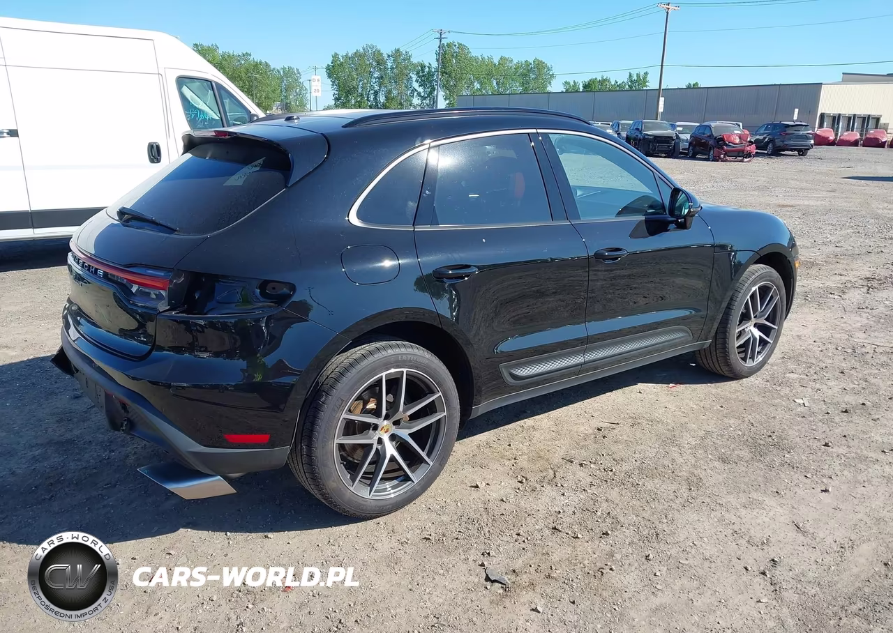 2025 Porsche Macan T VIN:WP1AA2A55SLB06175 - 4