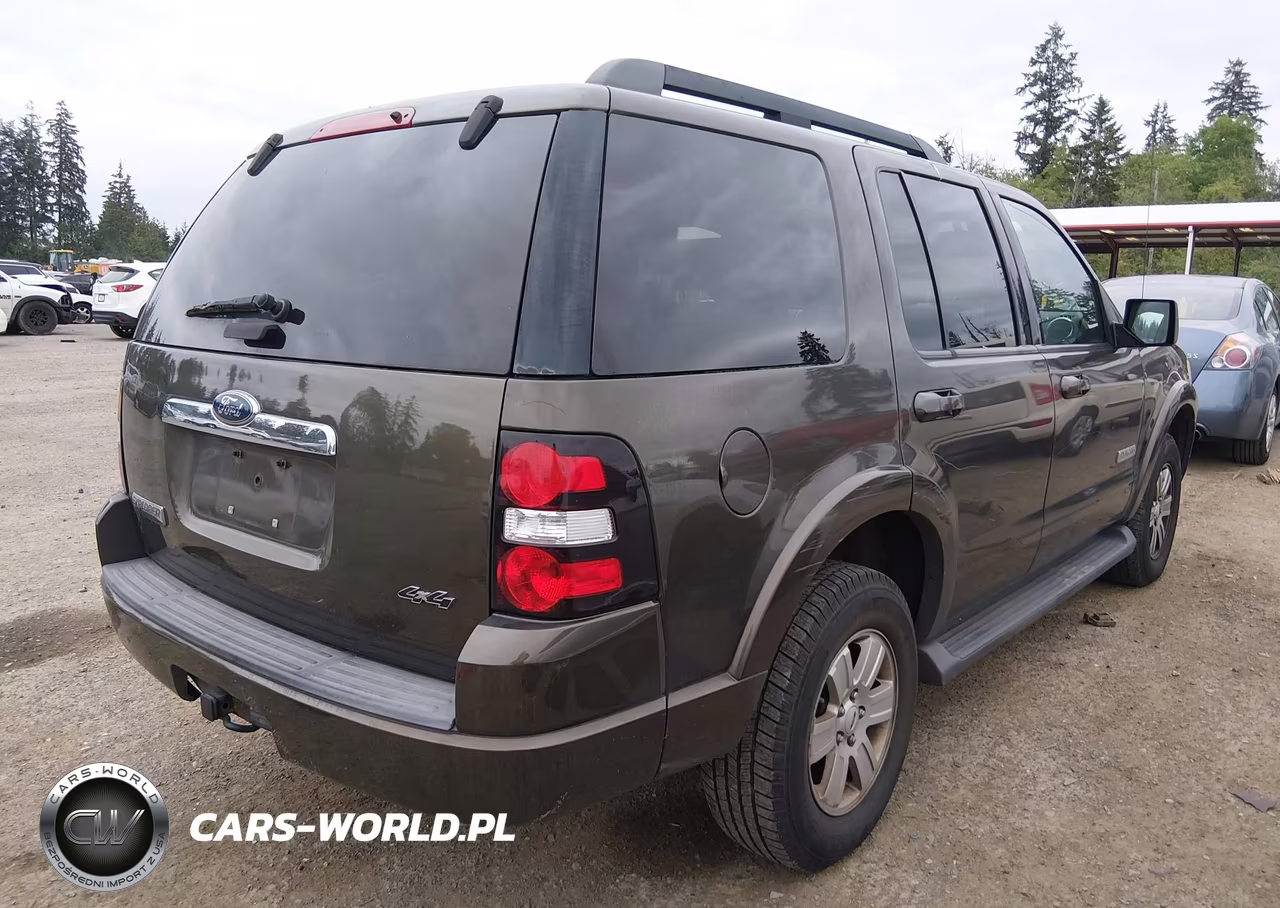 2008 Ford Explorer Xlt VIN:1FMEU73E68UA98350 - 4