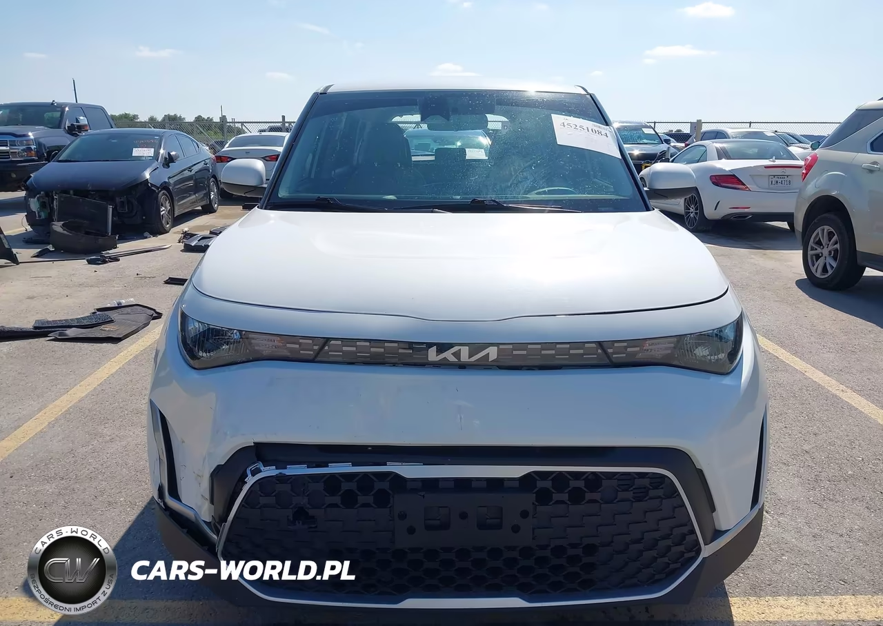 2025 Kia Soul Lx VIN:KNDJ23AU0S7927740 - 13