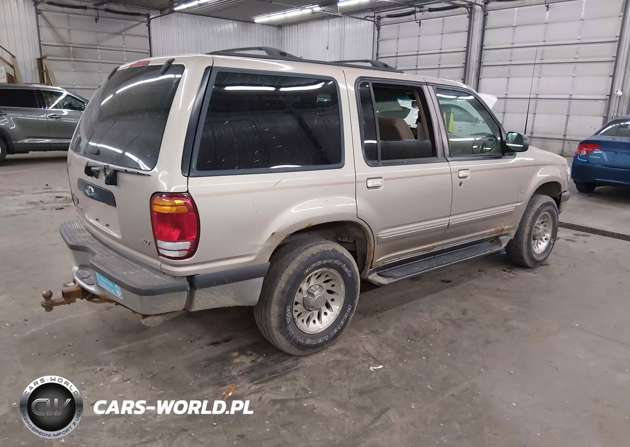1998 Ford Explorer Eddie Bauer-Limited-Xlt VIN:1FMZU35P0WZA10630 - 4