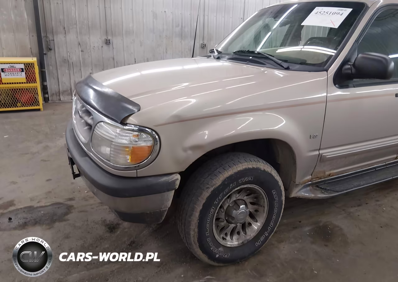 1998 Ford Explorer Eddie Bauer-Limited-Xlt VIN:1FMZU35P0WZA10630 - 6