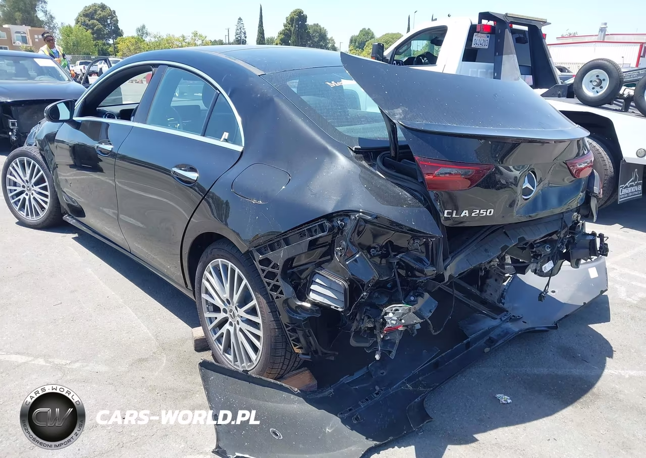 2026 Mercedes-Benz Cla 250 Coupe VIN:W1K5J4GB7TN586033 - 3