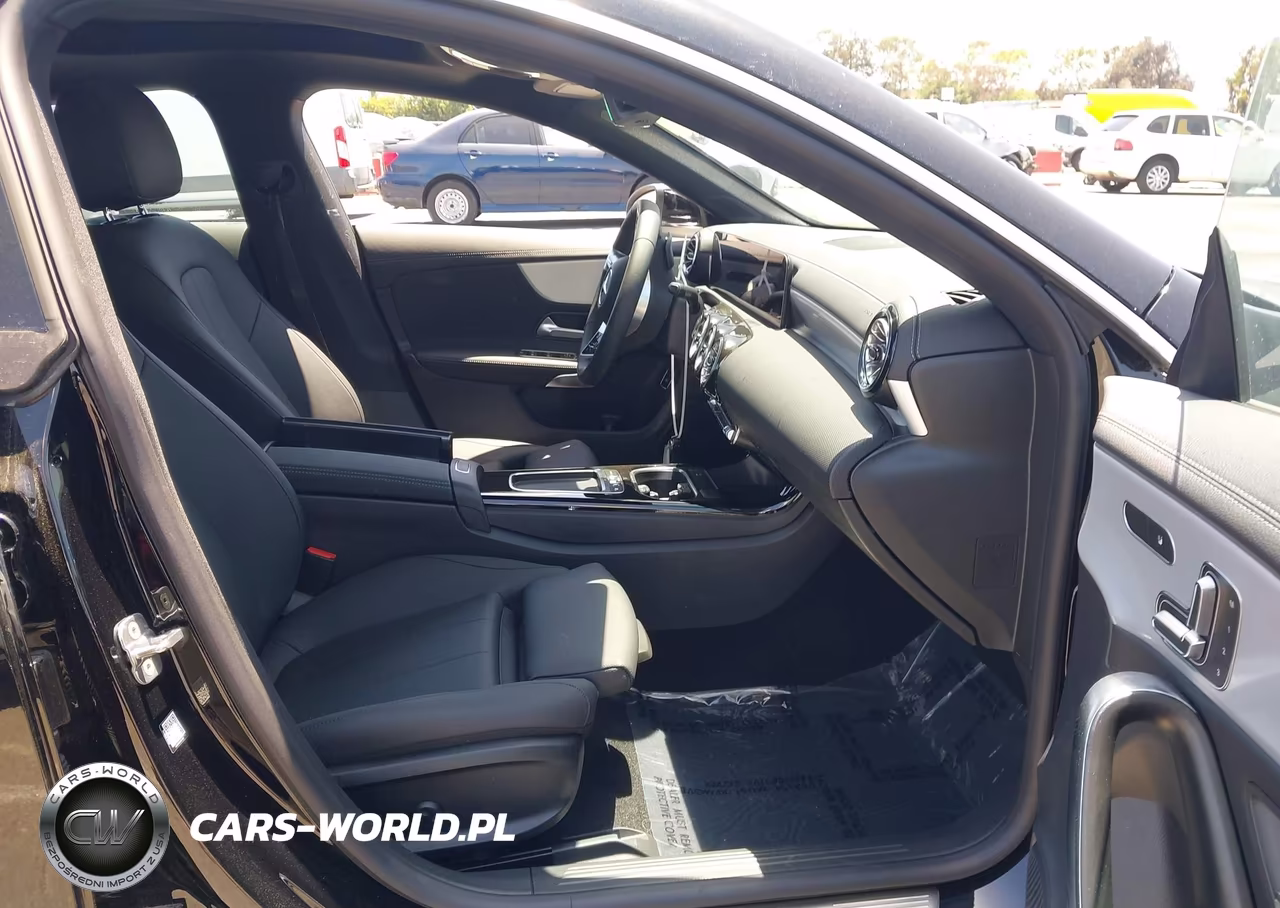 2026 Mercedes-Benz Cla 250 Coupe VIN:W1K5J4GB7TN586033 - 5