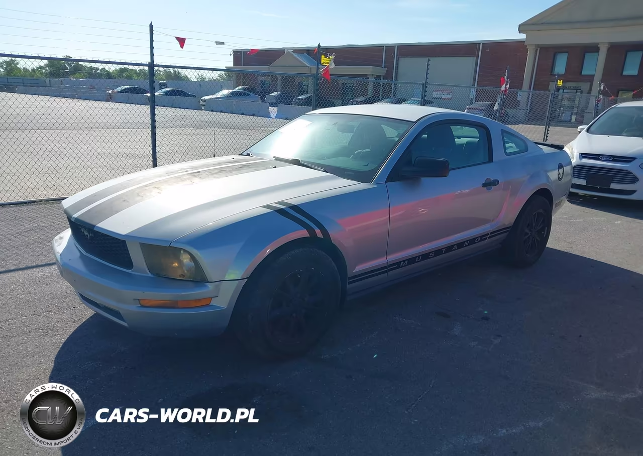 2008 Ford Mustang V6 Deluxe-V6 Premium VIN:1ZVHT80N285209336 - 2