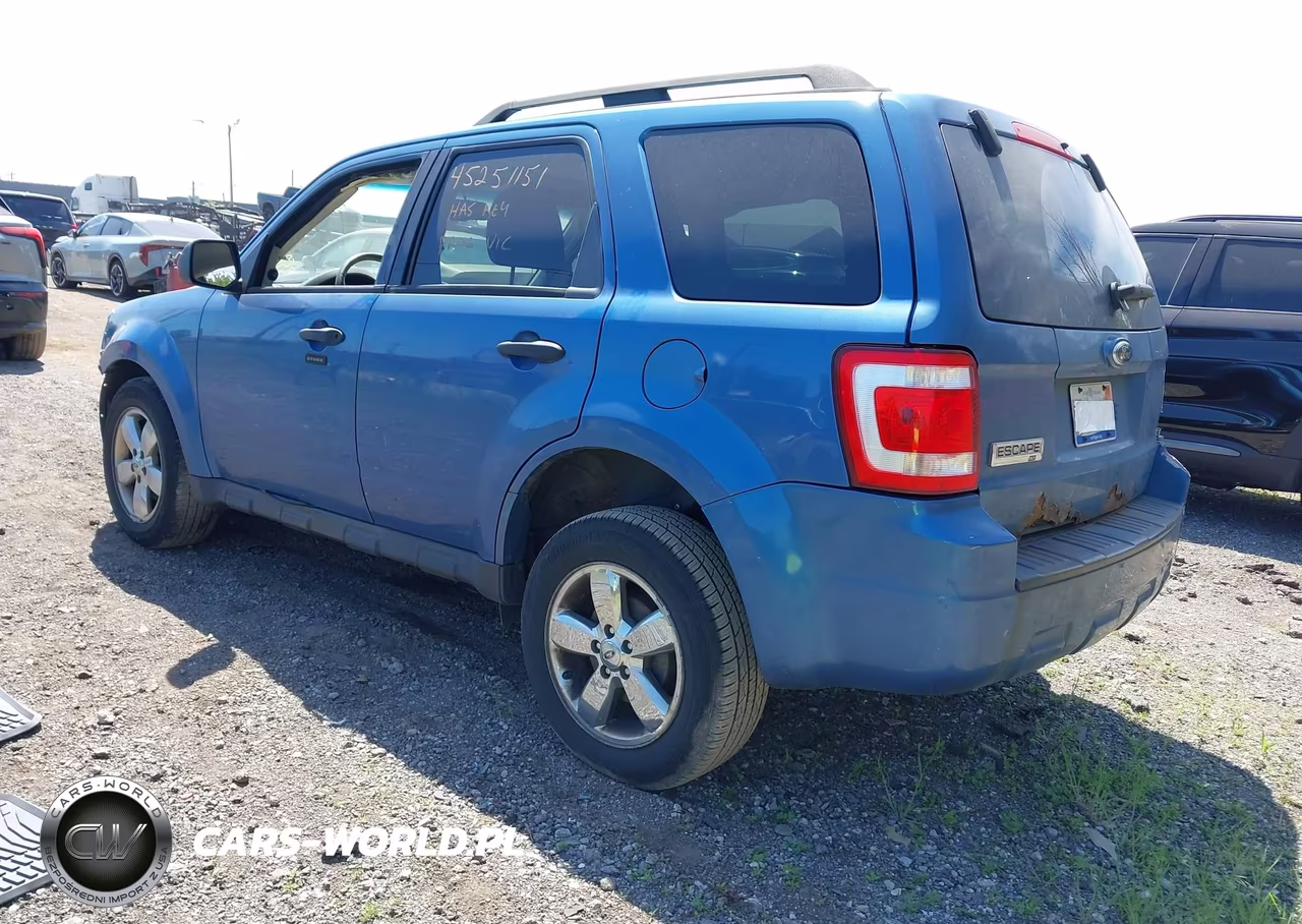 2009 Ford Escape Xlt VIN:1FMCU037X9KA43526 - 3