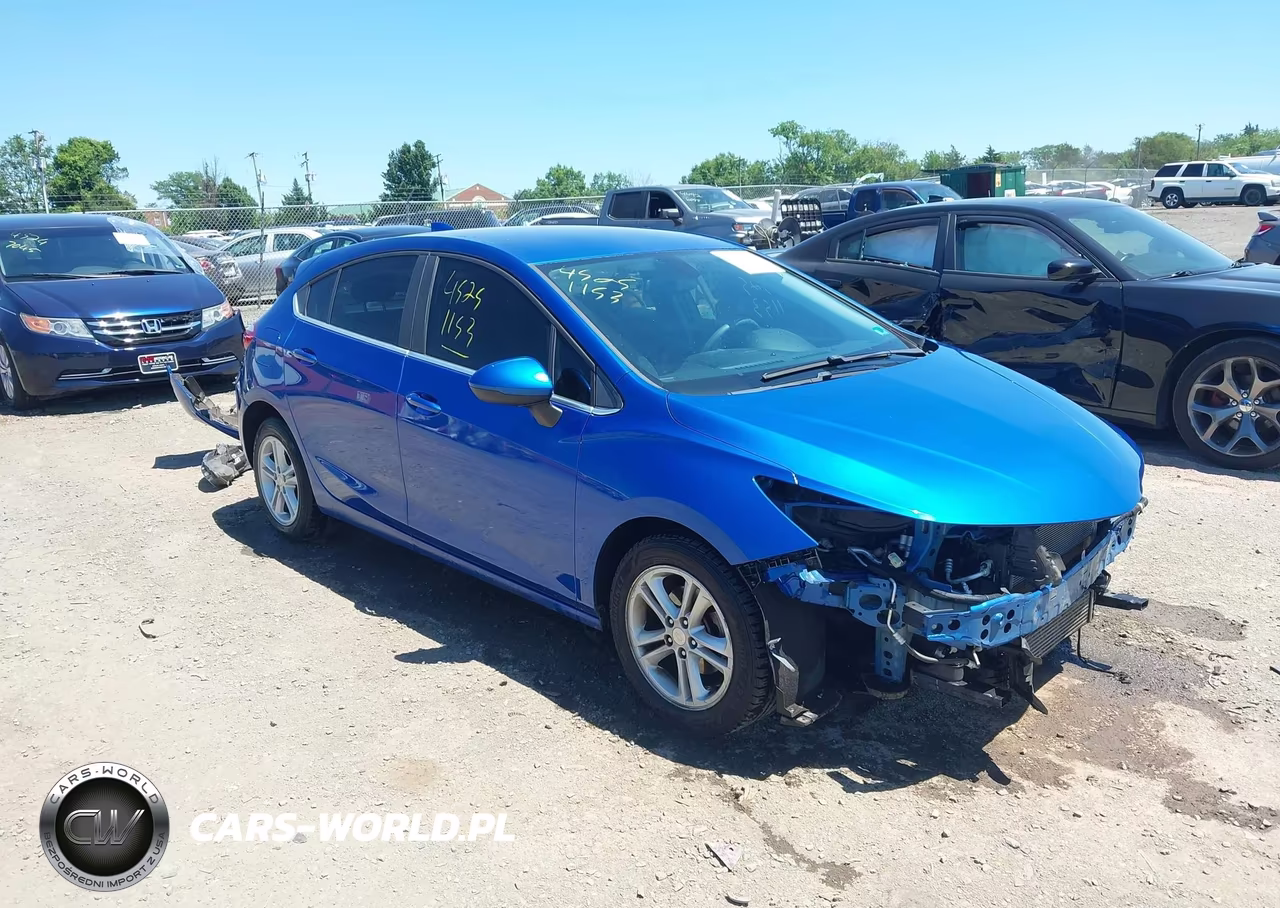 2018 Chevrolet Cruze Lt Auto – zdjęcie 1 z 18