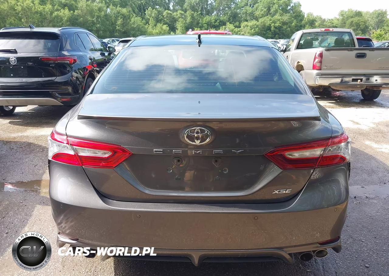 2018 Toyota Camry Xse V6 VIN:4T1BZ1HK8JU019704 - 16