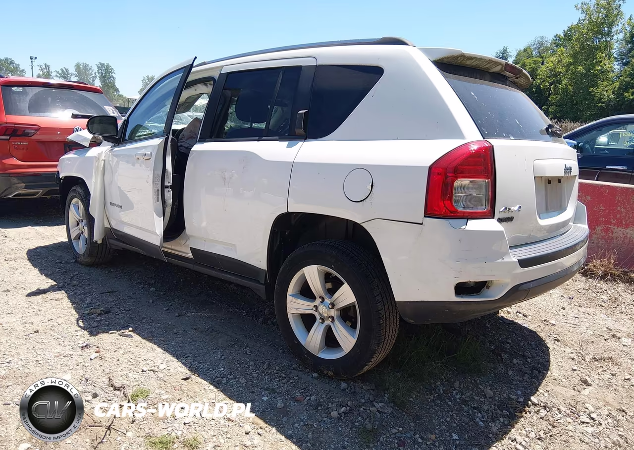 2012 Jeep Compass Sport VIN:1C4NJDBB7CD658128 - 3