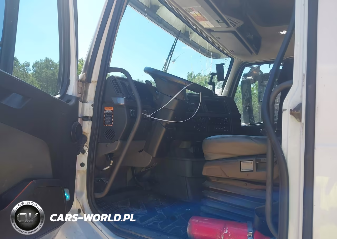 2021 Volvo Vnr VIN:4V4WC9DHXMN268461 - 6