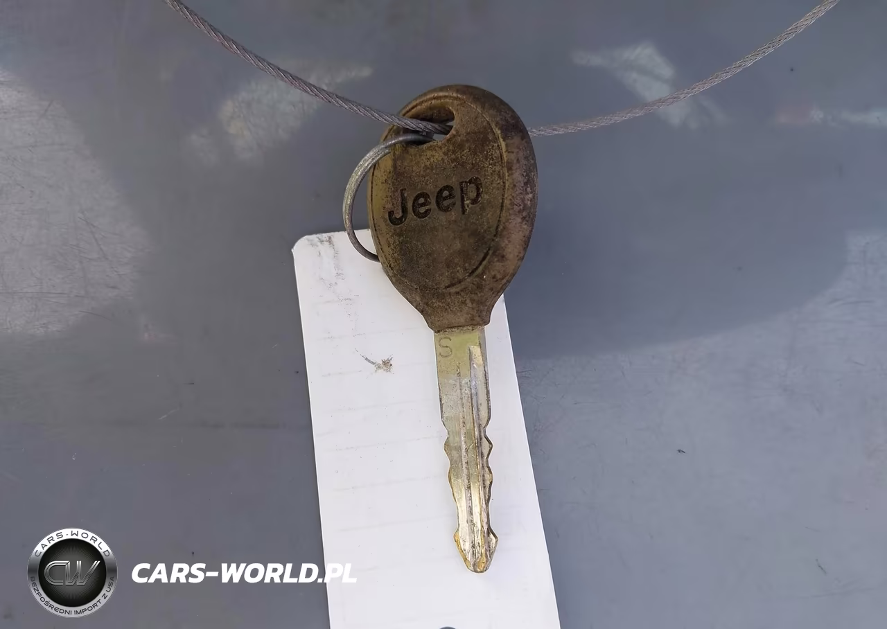 2013 Jeep Wrangler Sport VIN:1C4AJWAG1DL644370 - 11