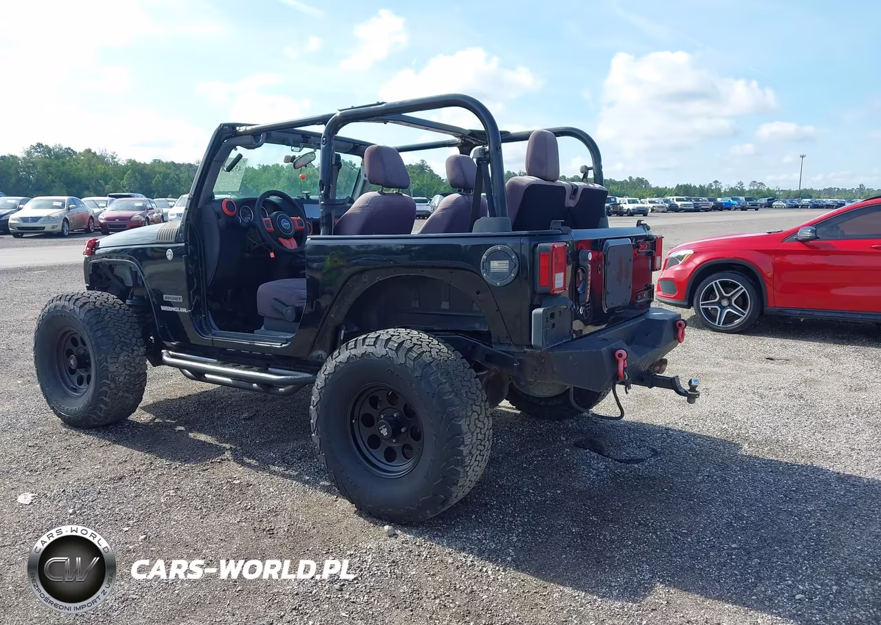 2013 Jeep Wrangler Sport VIN:1C4AJWAG1DL644370 - 3