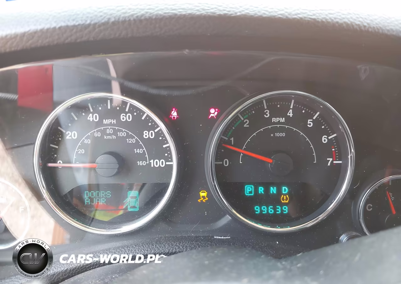 2012 Jeep Wrangler Unlimited Sahara VIN:1C4HJWEG6CL161240 - 7