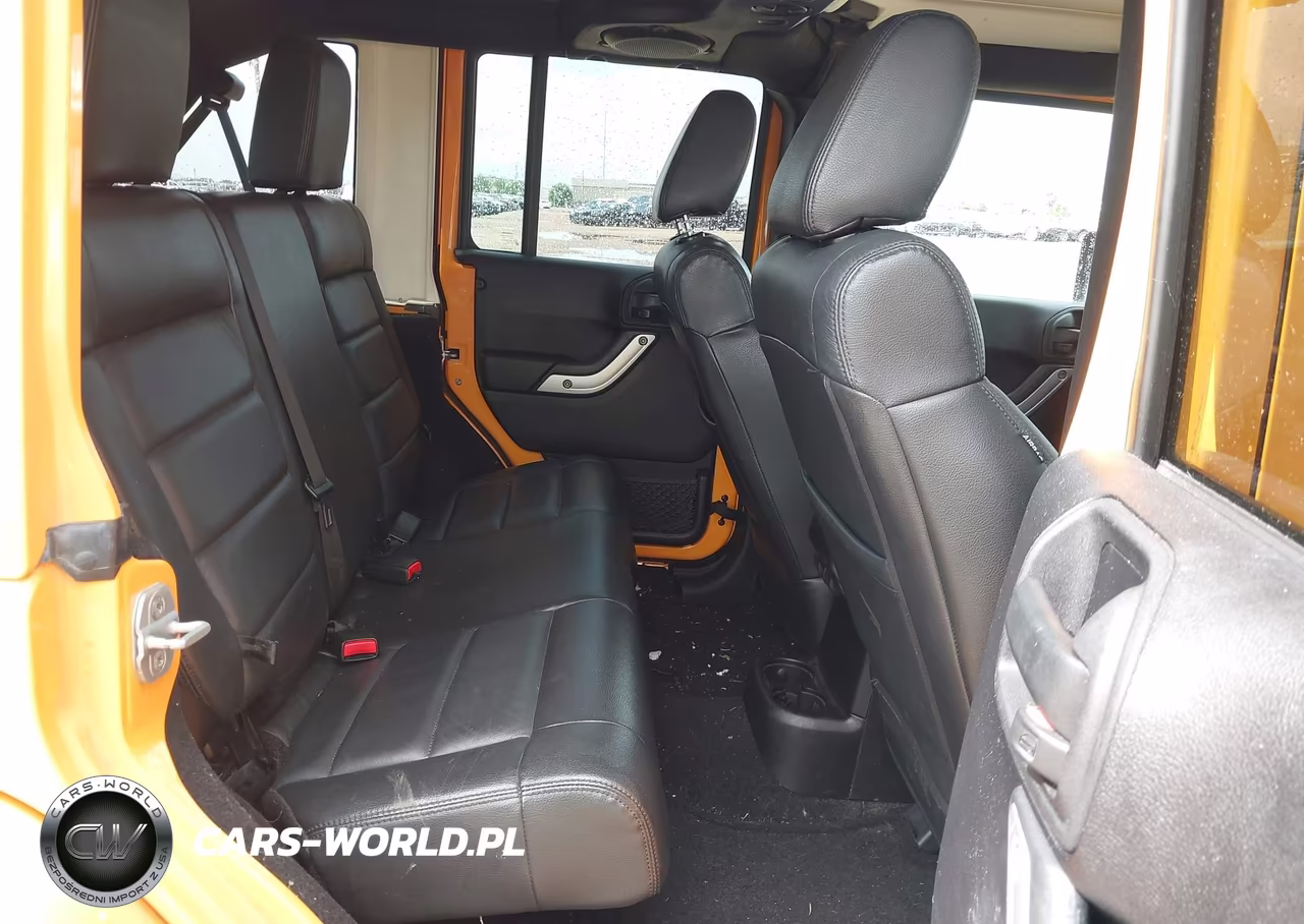 2012 Jeep Wrangler Unlimited Sahara VIN:1C4HJWEG6CL161240 - 8