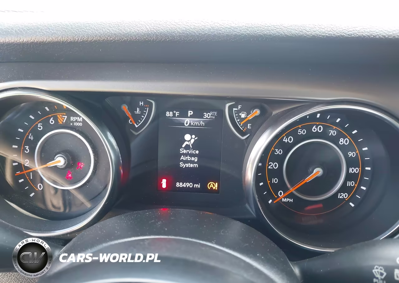 2020 Jeep Wrangler Unlimited Sport S 4X4 VIN:1C4HJXDG3LW298013 - 7