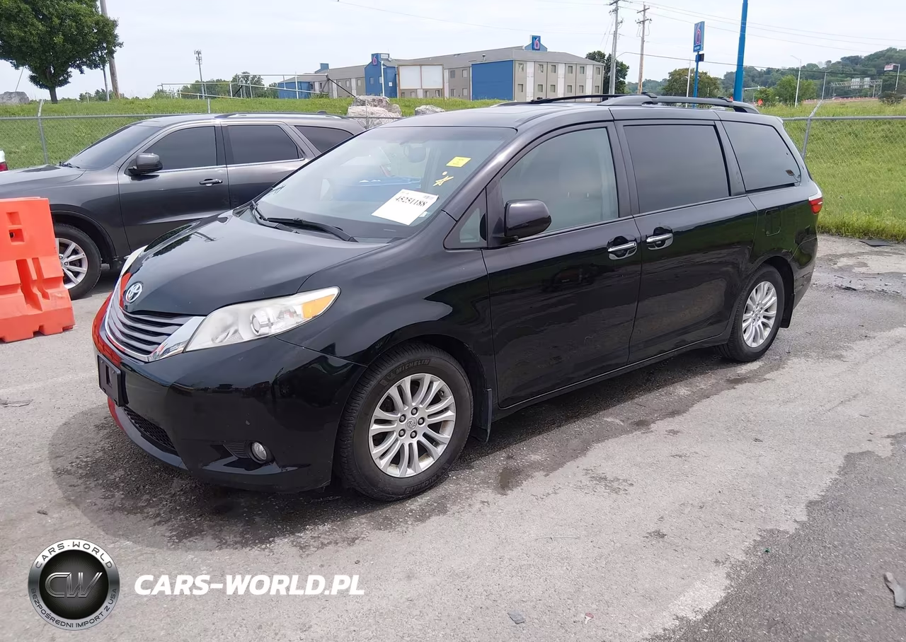 2015 Toyota Sienna Xle 7 Passenger VIN:5TDYK3DC0FS652836 - 2