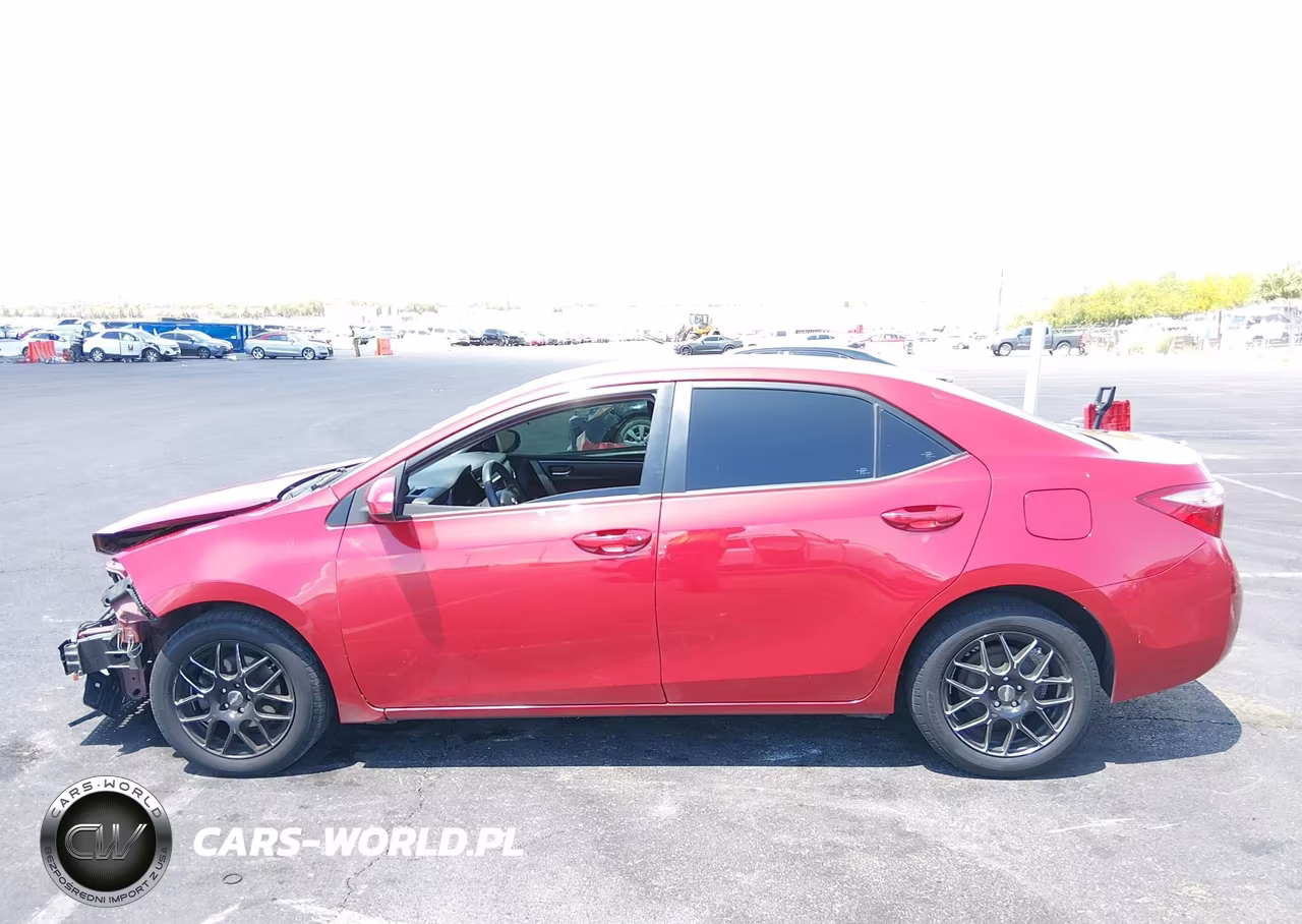 2018 Toyota Corolla Le VIN:2T1BURHE1JC122598 - 15