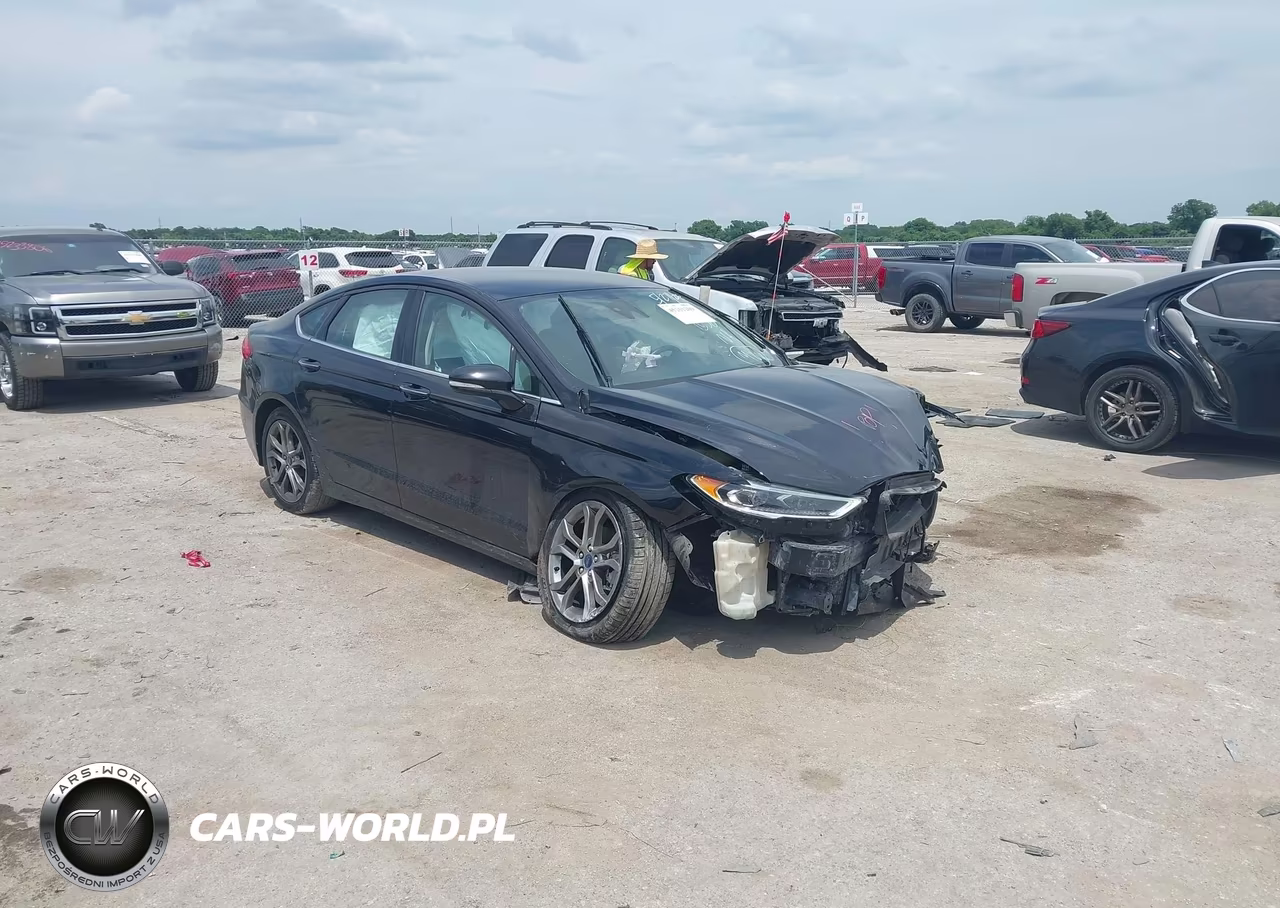2020 Ford Fusion Sel – zdjęcie 1 z 15