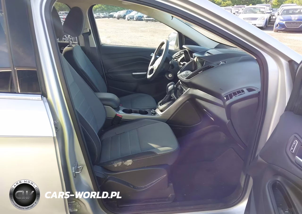 2016 Ford Escape Se VIN:1FMCU0GX5GUA74937 - 5