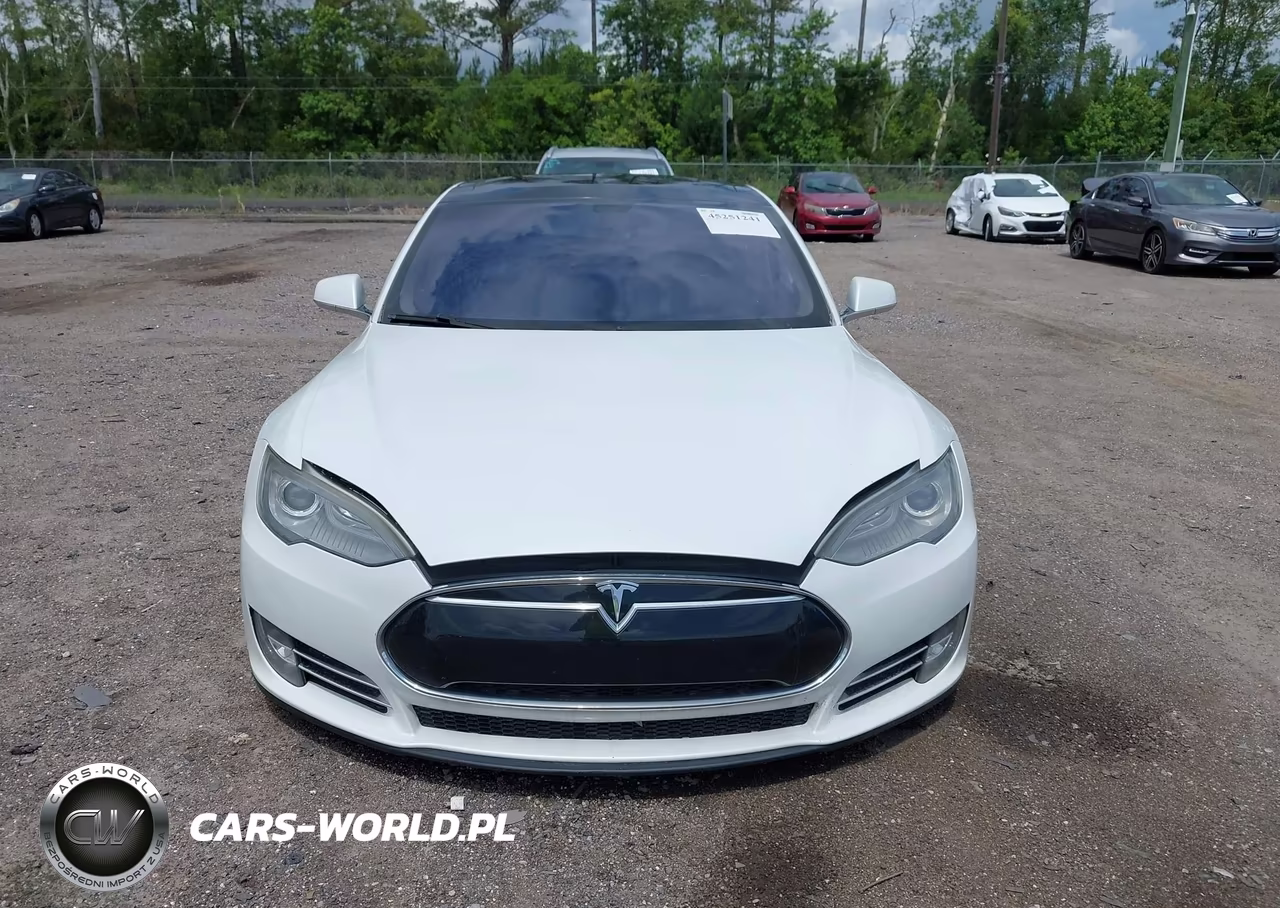 2013 Tesla Model S VIN:5YJSA1CN5DFP20811 - 11