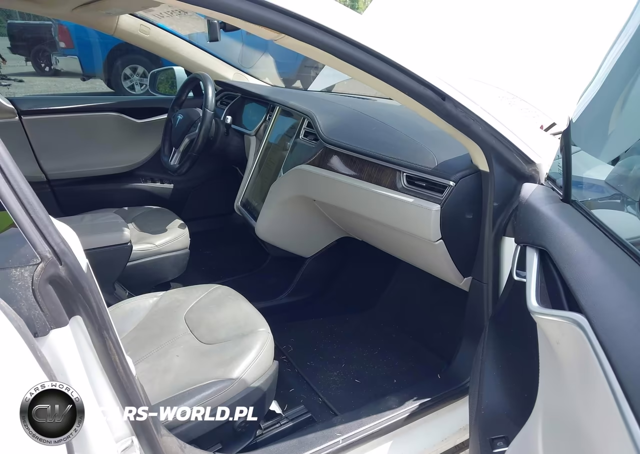 2013 Tesla Model S VIN:5YJSA1CN5DFP20811 - 5