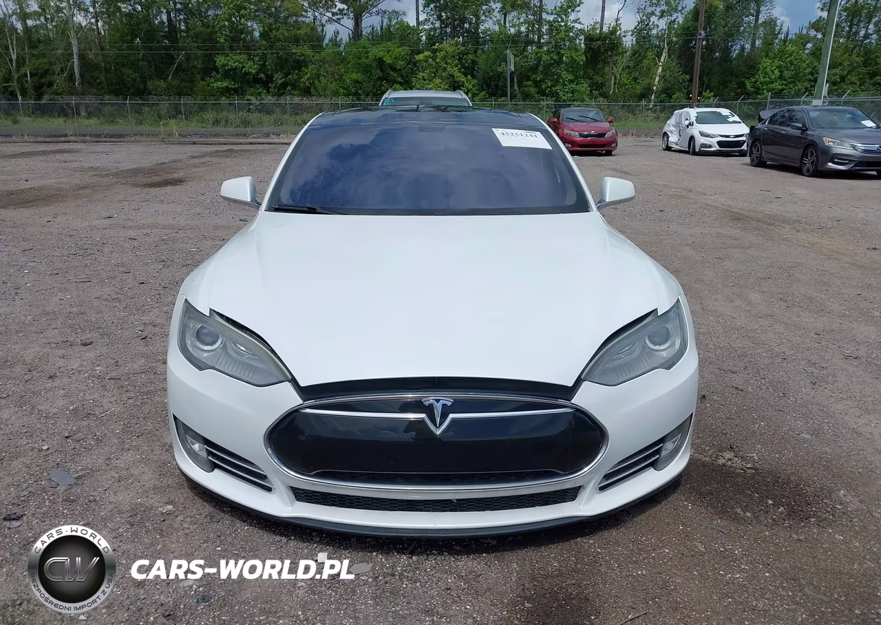 2013 Tesla Model S VIN:5YJSA1CN5DFP20811 - 6