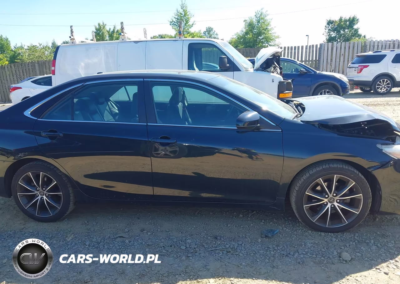 2015 Toyota Camry Xse VIN:4T1BF1FK3FU495006 - 13