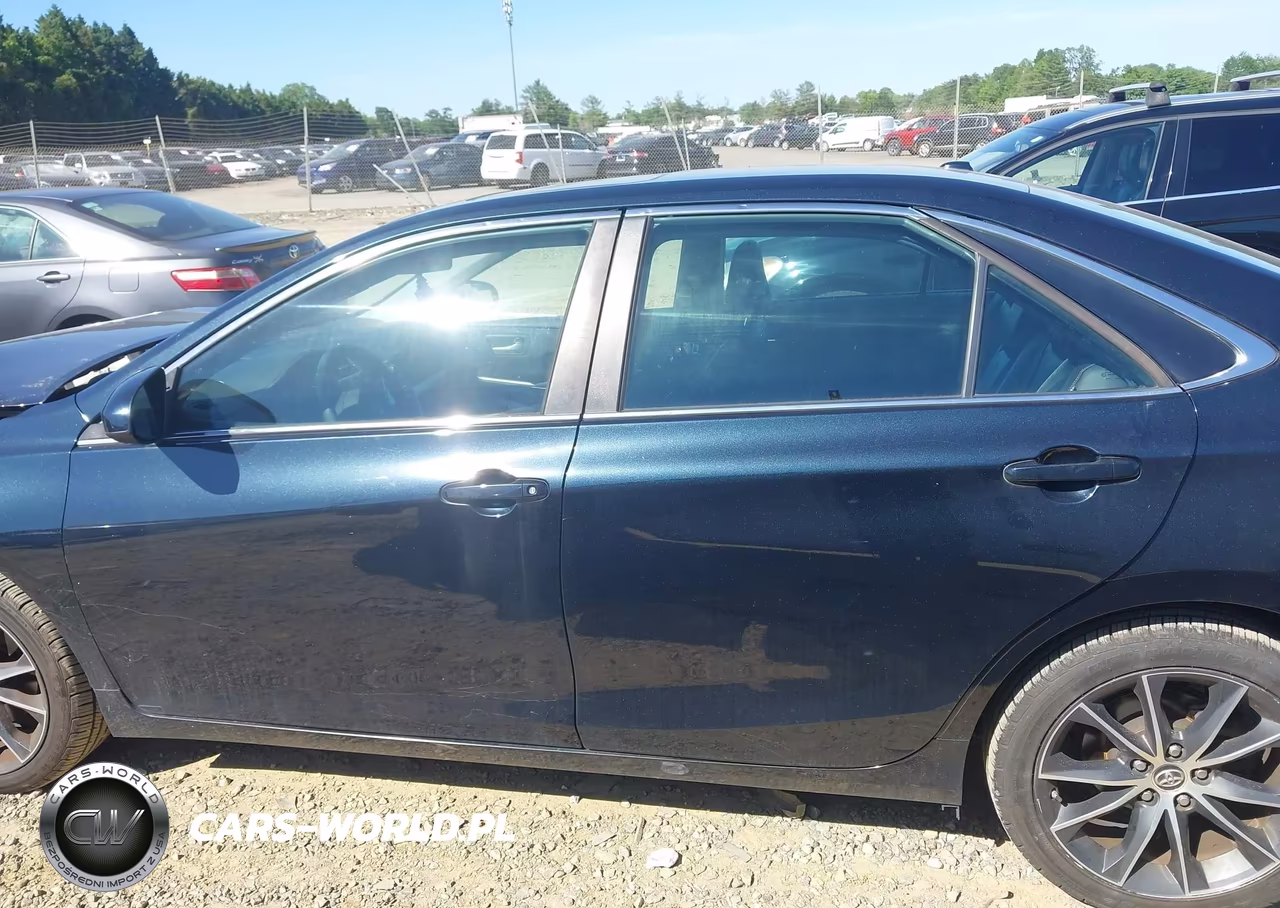 2015 Toyota Camry Xse VIN:4T1BF1FK3FU495006 - 14