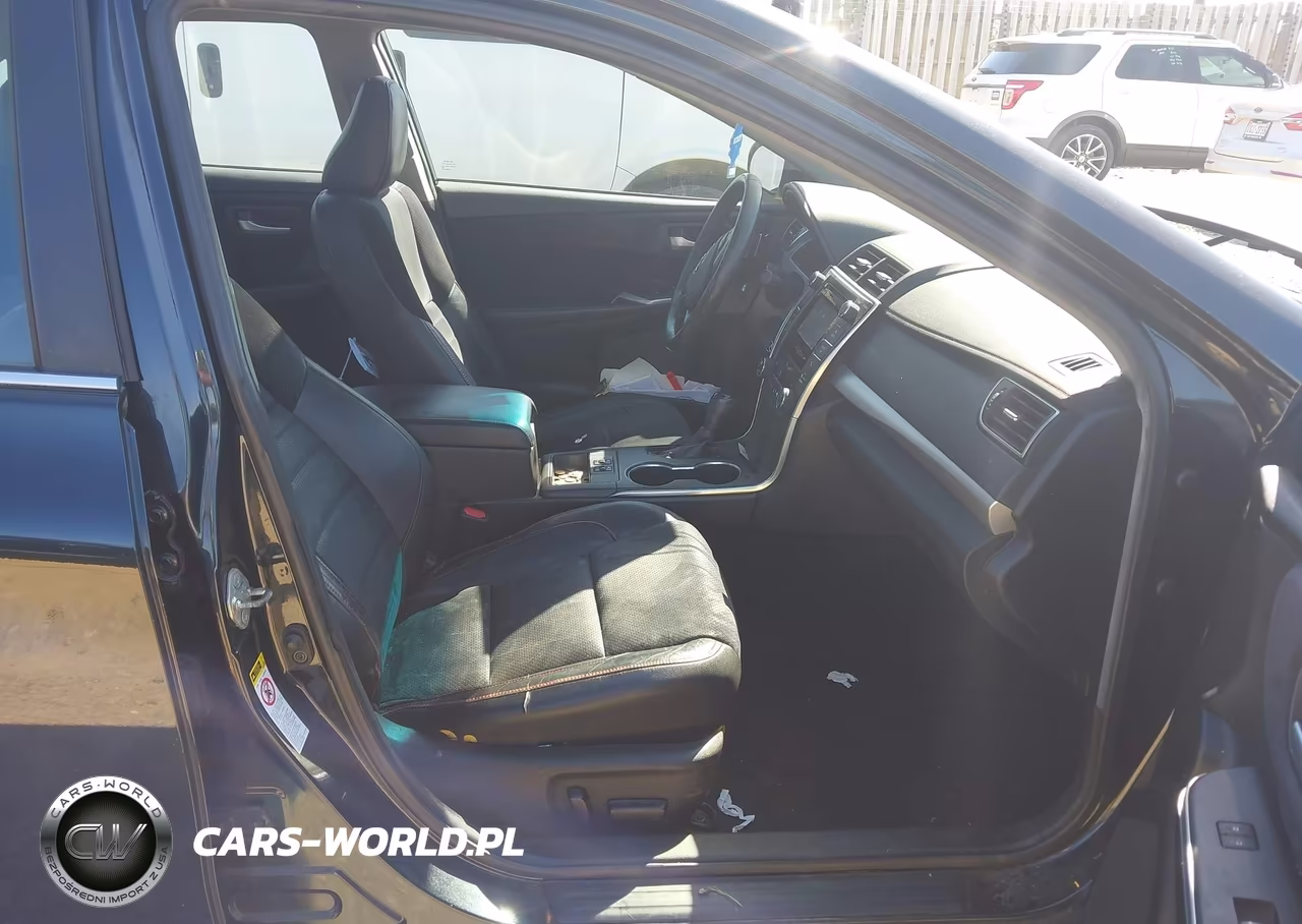 2015 Toyota Camry Xse VIN:4T1BF1FK3FU495006 - 5