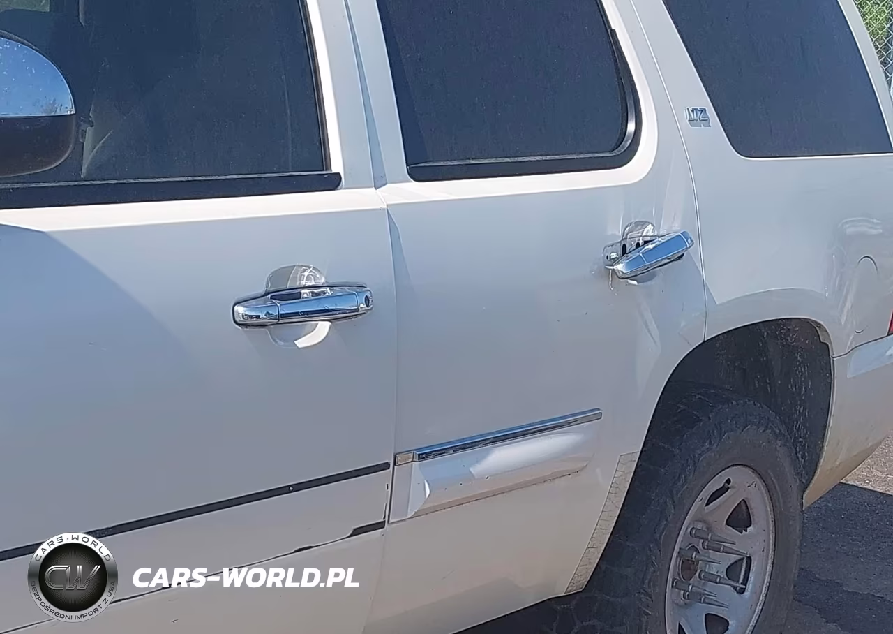 2008 Chevrolet Tahoe Ltz VIN:1GNFK130X8R198252 - 13