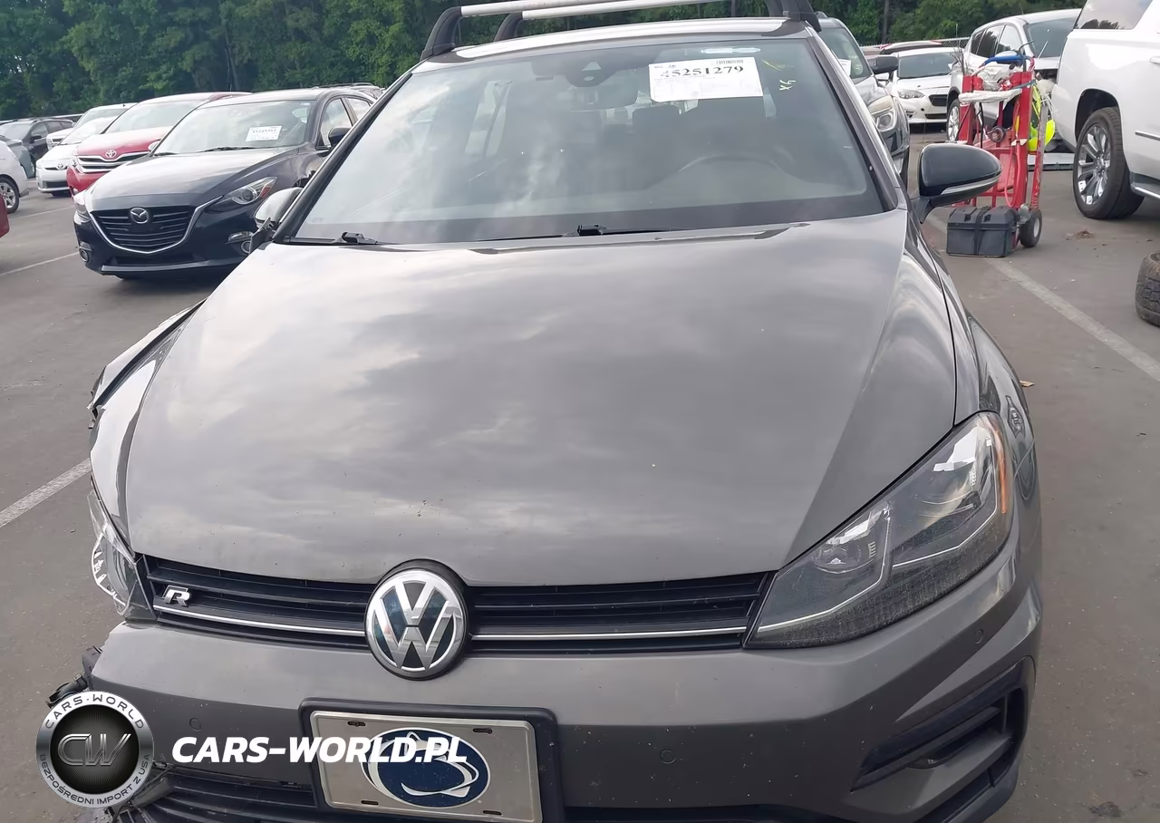 2018 Volkswagen Golf R 2.0T W-Dcc Navigation VIN:WVWUF7AU5JW055827 - 12