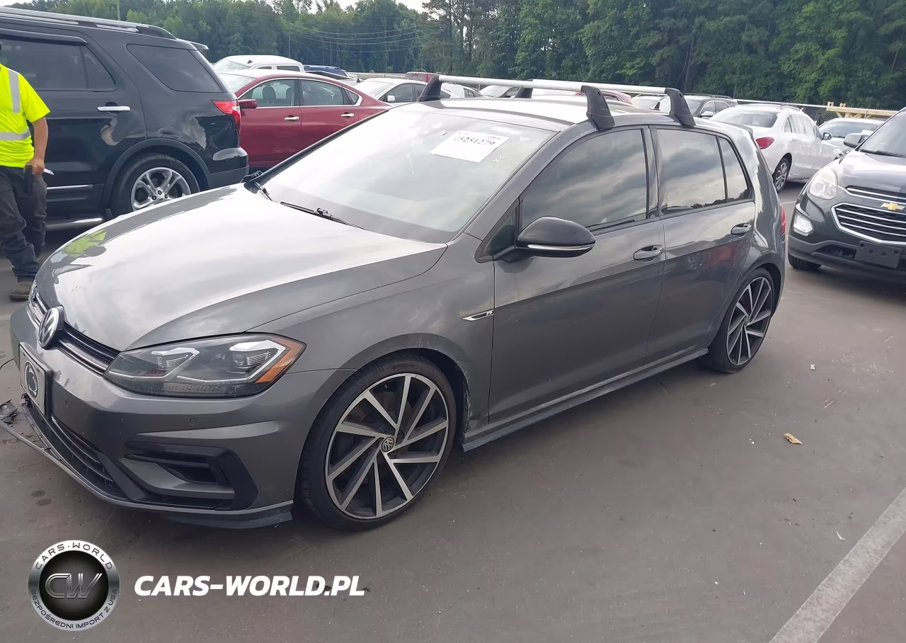 2018 Volkswagen Golf R 2.0T W-Dcc Navigation VIN:WVWUF7AU5JW055827 - 2