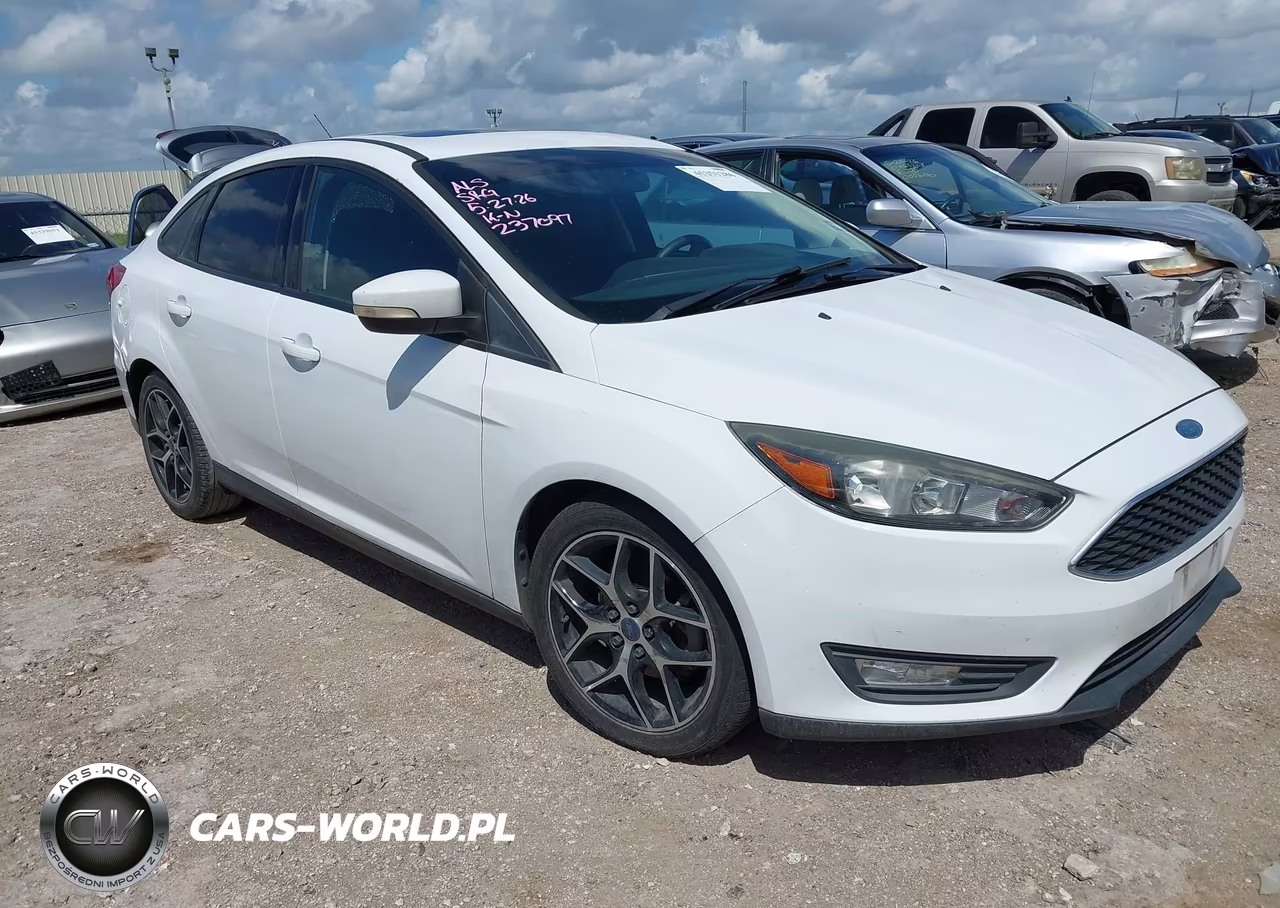2017 Ford Focus Sel – zdjęcie 1 z 10