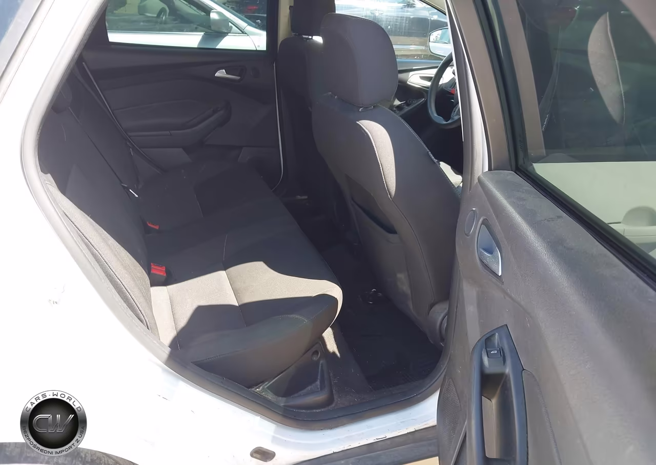 2017 Ford Focus Sel VIN:1FADP3H21HL237097 - 8