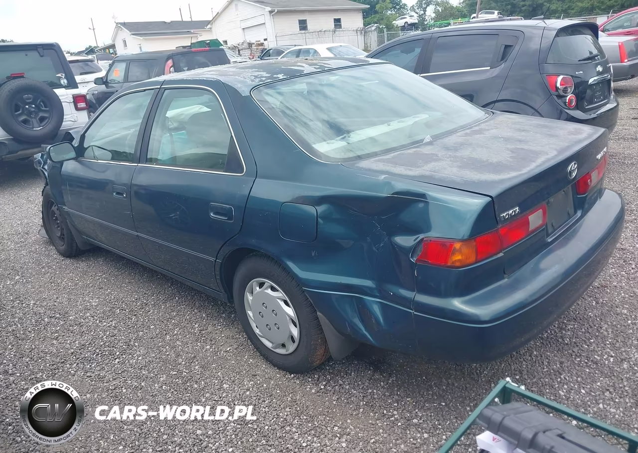 1998 Toyota Camry Le VIN:4T1BG22K2WU366473 - 3